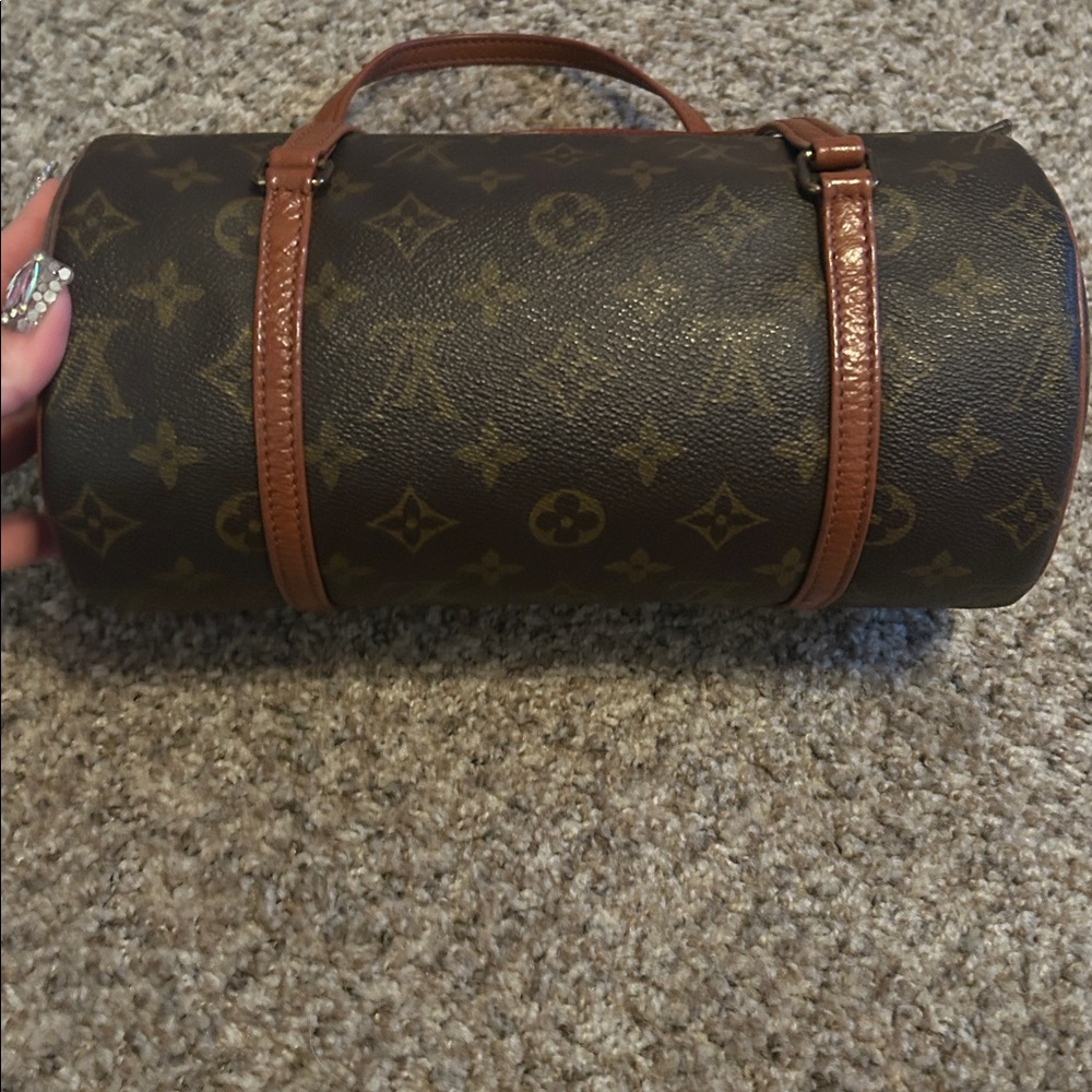 Louis Vuitton Papillion Bag - Picture 9 of 14